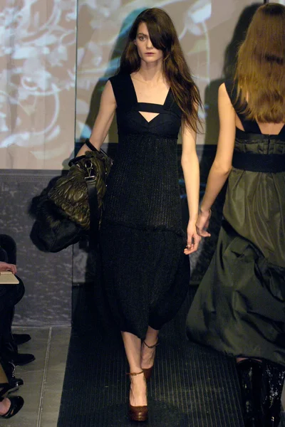 Look 12